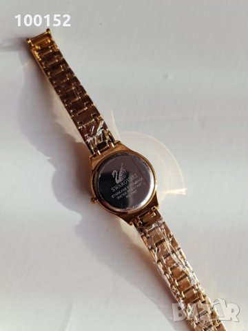 Дамски часовник Swarovski , снимка 2 - Дамски - 27572345