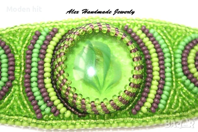 Ръчна изработка. Гривна бродерия с мъниста в свежи цветове., снимка 2 - Гривни - 50827668