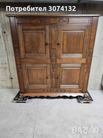 Трапезен шкаф с дърворезба, снимка 6 - Шкафове - 52159429