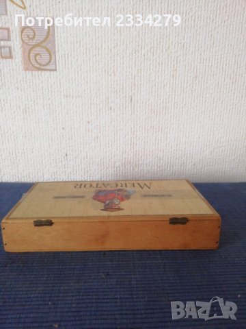 Стара ламаринена кутия с образи на царско семейство. Дървена кутия от пури, снимка 8 - Антикварни и старинни предмети - 44003681