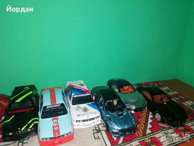 Метални колички с отварящи се врати,работещи фарове и звук от двигател, снимка 4 - Колекции - 51132382