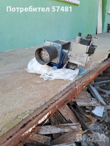 Продавам горелка Сименс, снимка 3 - Други машини и части - 49563365