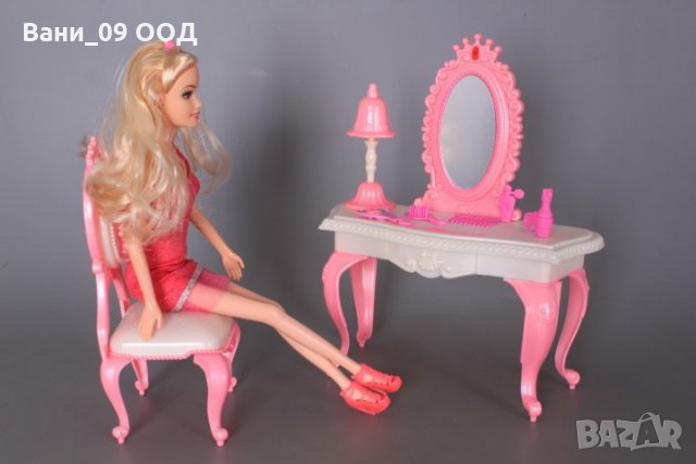 Кукла Барби с гардероб, тоалетка и аксесоари, снимка 5 - Кукли - 35132062