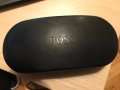 Твърд калъф за очила Hugo Boss, снимка 1