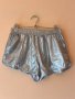 Сребърни къси панталонки с ластик в кръста и джобове 🩶, снимка 1 - Къси панталони и бермуди - 43971473