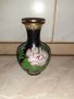 Cloisonne Клоазоне стара ваза цветя бронз клетъчен емайл, снимка 1 - Антикварни и старинни предмети - 43202558