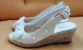 Красиви бели сандали на платформа от изкуствена кожа, снимка 1 - Сандали - 37239165