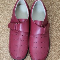 Продавам нови дамски обувки 40 номер Изкуствена кожа  Винено червени , снимка 1 - Дамски ежедневни обувки - 37887943