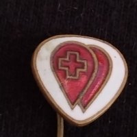 Стара рядка значка червен кръст с емайл за колекция 7258, снимка 3 - Други ценни предмети - 37073794