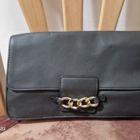 Малка дамска чанта Avon, снимка 1 - Чанти - 43299715