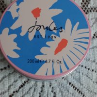 Joules Floral Wreath Skin Smoothing Body Souffle 200ml, снимка 5 - Козметика за тяло - 43199549