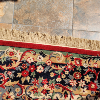 Прекрасен персийски ръчен килим, снимка 5 - Килими - 44909080