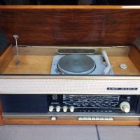 Радио грамофон Веф, снимка 1 - Антикварни и старинни предмети - 32882650
