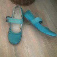 Обувки, снимка 1 - Дамски ежедневни обувки - 40635725