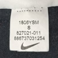 Nike Sportswear Tee оригинална тениска S Найк спортна памучна фланелка, снимка 7 - Спортни дрехи, екипи - 42937014
