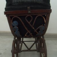 № 7008 стара декоративна дървена детска количка  , снимка 5 - Антикварни и старинни предмети - 40865799