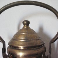 Голям и красив бронзов чайник, снимка 2 - Антикварни и старинни предмети - 26880364