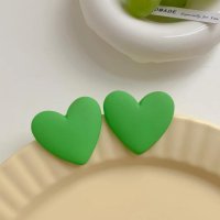 Красиви Обеци в Светло Зелен Цвят във Формата на Сърце КОД е244, снимка 3 - Обеци - 40405419