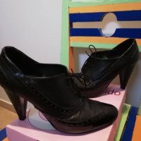 Продавам обувки, снимка 4 - Дамски обувки на ток - 26820320