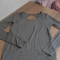 Блузка с ефектен гръб, снимка 1 - Блузи с дълъг ръкав и пуловери - 27522792
