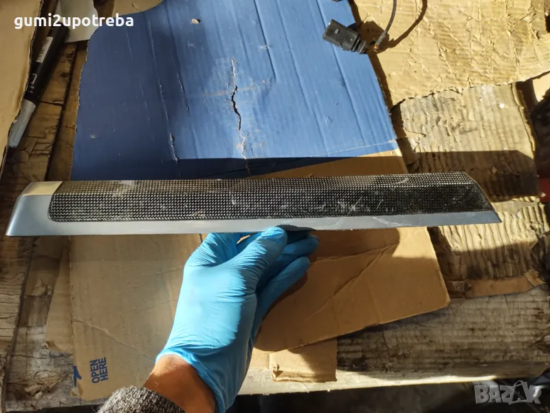 Декоративна Лайсна Карбон Porsche Cayenne 3.0D 92A/EG22/2012, снимка 1