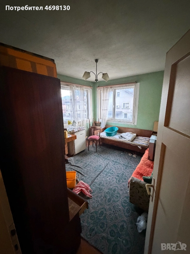 Къща с двор, снимка 1