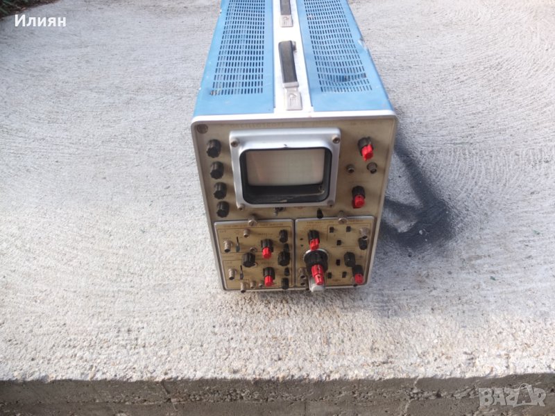 Продавам осцилоскоп, снимка 1