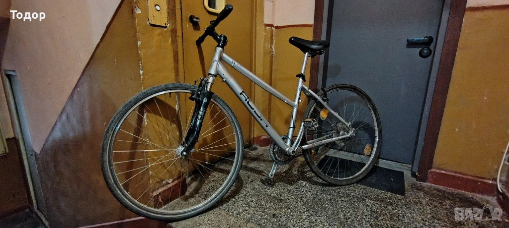 Алуминиев дамски велосипед 28 цола, снимка 1