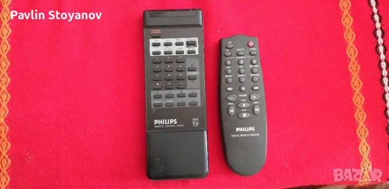 Два броя дистанционни Phillips подходящи за всички техни CD плеъри , снимка 1