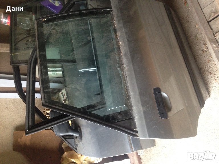 Врати за Ауди 80, снимка 1