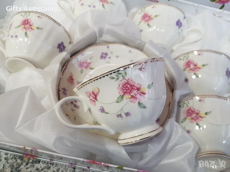Много нежен и красив порцеланов сервиз за капучино или чай, снимка 1
