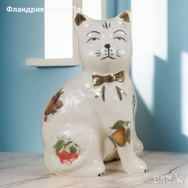 Порцеланова фигура котка с плодове , снимка 1