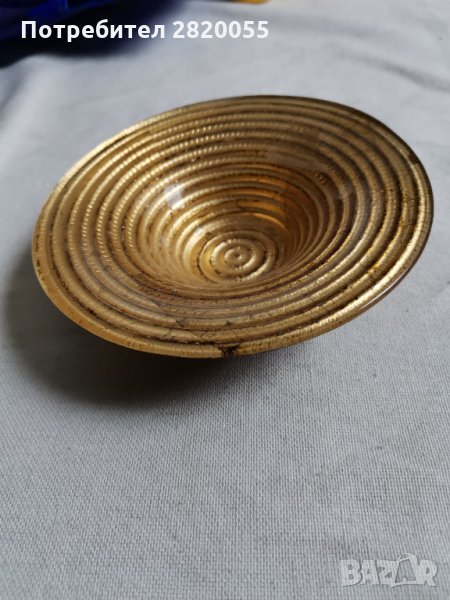 Стъклена  купичка за ядки  със старинен ефект и покритие тип старо злато, снимка 1
