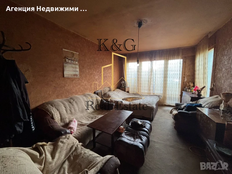 Двустаен разширен в ж.к " Орел " , снимка 1