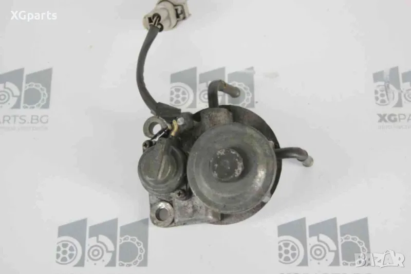 Корпус горивен филтър за Toyota Corolla E12 2.0d4d 90 к.с. (2001-2007), снимка 1