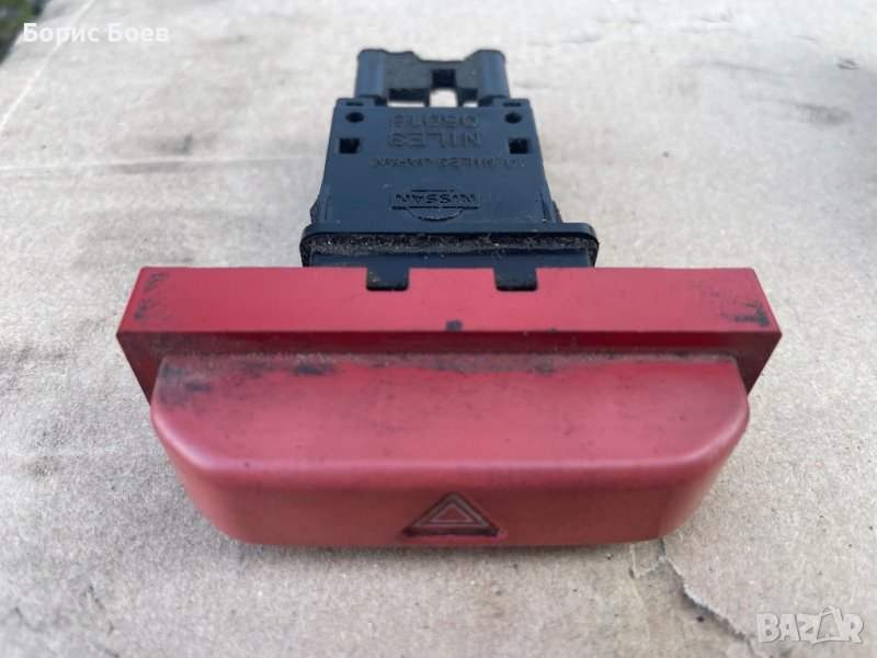 Бутон за аварийни светлини за Nissan X-Trail , снимка 1