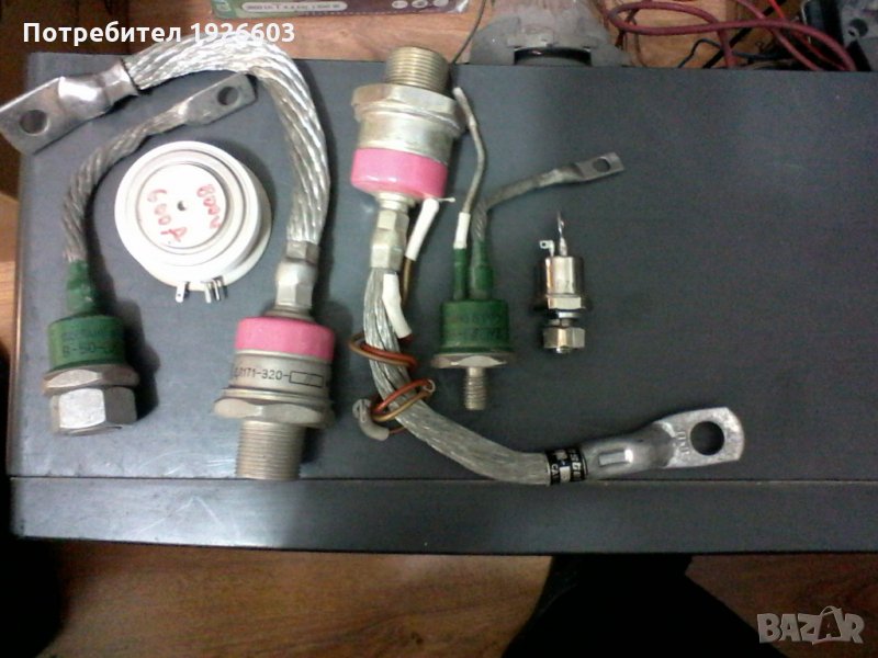 Продавам мощни тиристори, симистори (триаци) и диоди, снимка 1