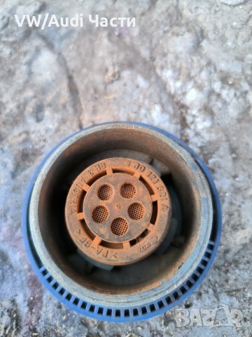 Капачка казанче антифриз за Голф 4 Ауди А3 Сеат Шкода Бора VW Golf 4 Audi A3 Seat Skoda 1J0121321A, снимка 2 - Части - 43353061