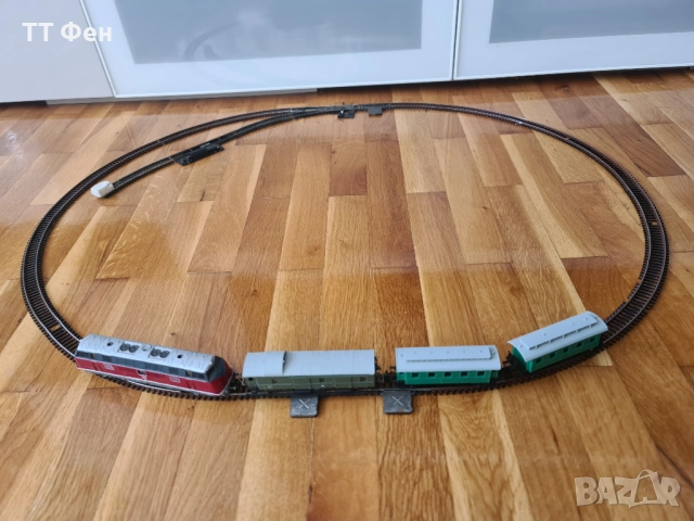 Електрическо Влакче с локомотив и вагони Пико ТТ / Влакчета Piko TT