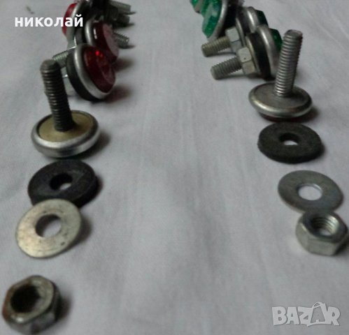 Ретро светлоотразители за закрепване на рег. номер на автомобили и мотоциклети чисто нови., снимка 4 - Аксесоари и консумативи - 27299174