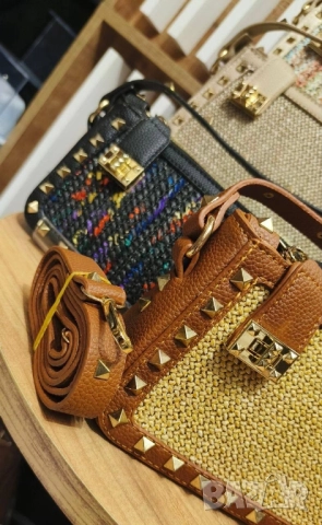 чанти VALENTİNO garavani ⬆️ 12 CM ➡️ 21 CM , снимка 2 - Чанти - 51641742