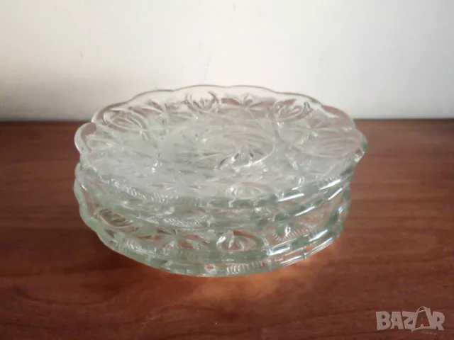 Десертни чинийки стъкло, снимка 3 - Чинии - 47658578