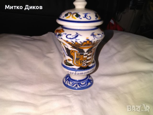 Съд за продукти порцелан марков Италия Cardamomum Art Colection Tognana фи 8см височина 16см, снимка 4 - Декорация за дома - 36619869