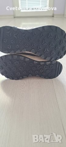 Боти Декатлон , снимка 3 - Детски боти и ботуши - 42959572