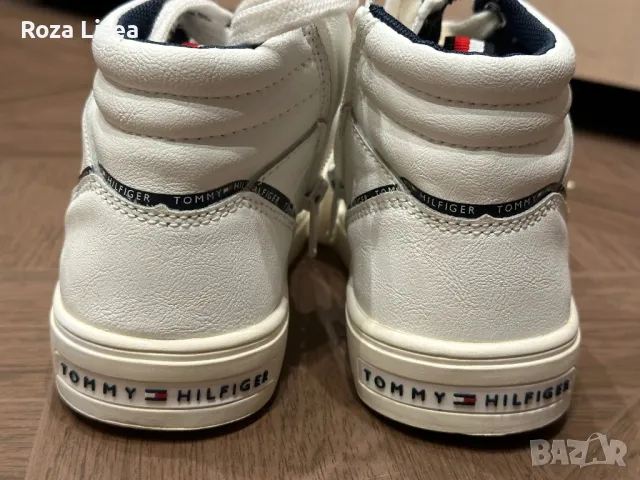 Обувки, Tommy Hilfiger, снимка 4 - Бебешки боти и ботуши - 48118170