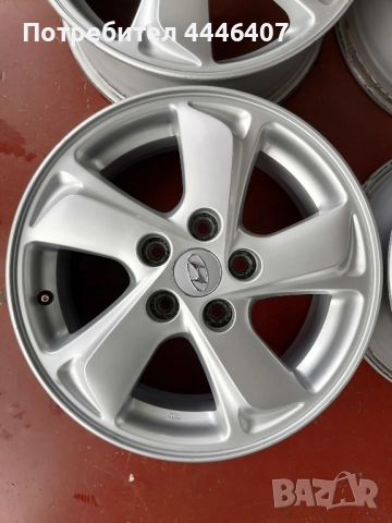 Оригинални джанти 16" 5х114.3 Hyundai, снимка 2 - Гуми и джанти - 52346693