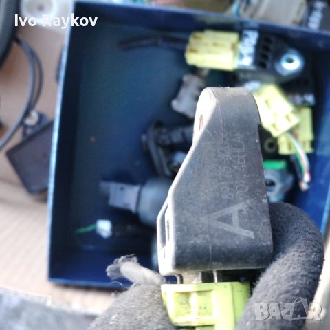  сензора за детонация е 89831-42010. TOYOTA RAV4 2005-2012 ГОДИНА., снимка 6 - Части - 43912756