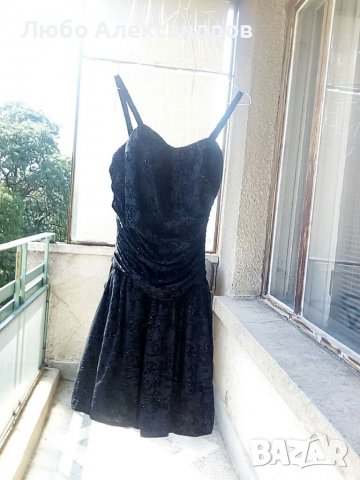 Бутикова дамска рокля versace нова размер  М., снимка 2 - Рокли - 37156023