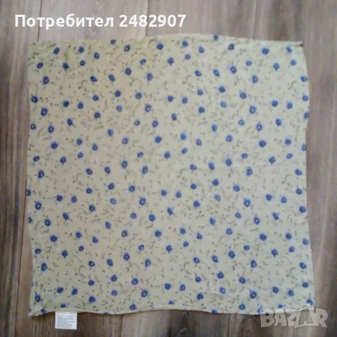 Дамски шал/бандана, снимка 2 - Шалове - 50282216