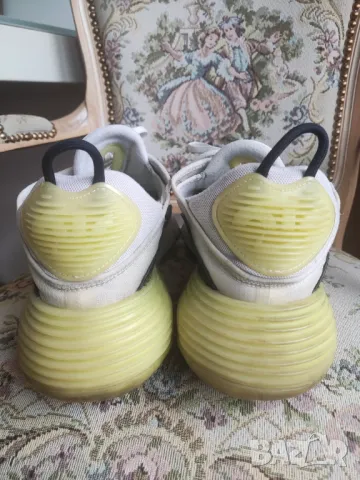 Оригинални Nike Air Max 2090 Cold Ash Black Lemon, снимка 4 - Маратонки - 49751393